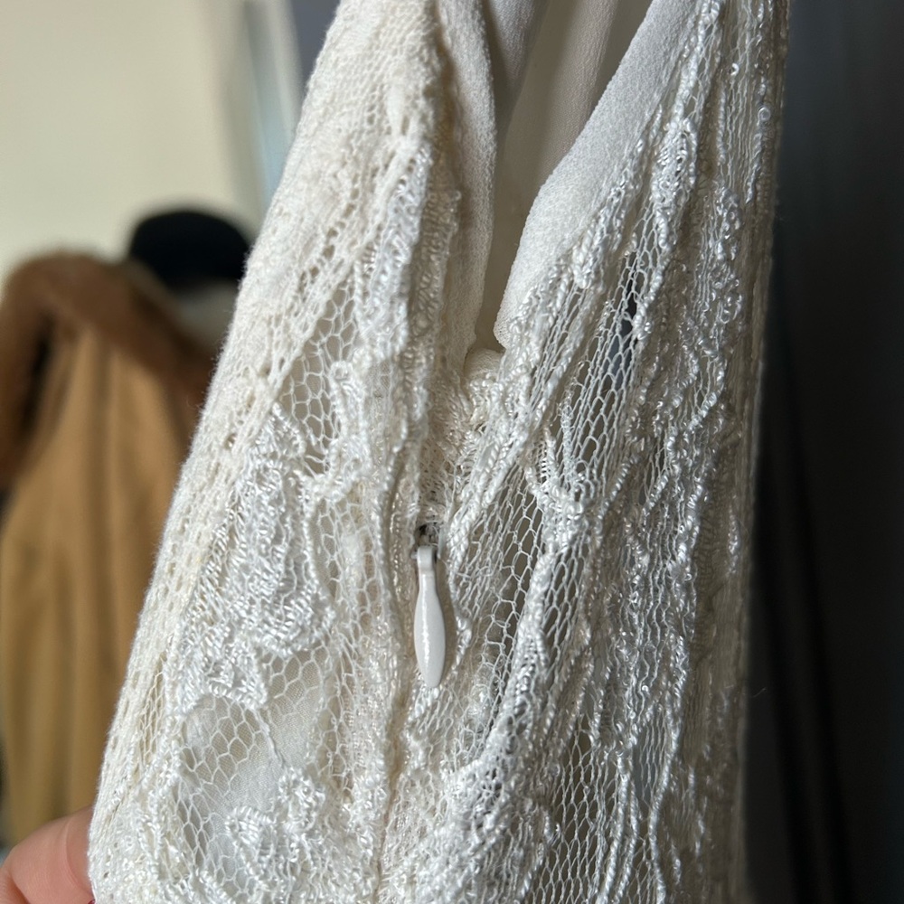 Gorgeous white lace tiered maxi dress - Picture 8 of 8